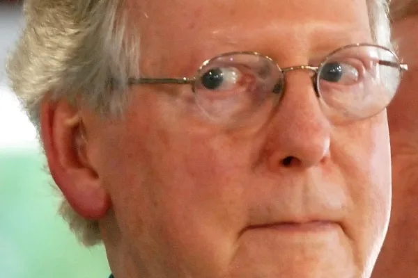 Mitch McConnell      Photo by BERRY CRAIG