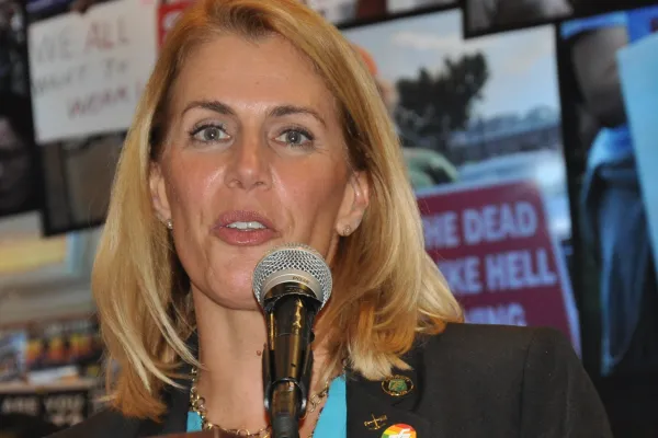 Sara Nelson Photo by Berry Craig