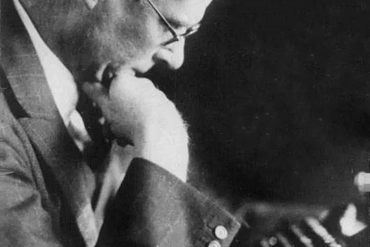 Sinclair Lewis from Wikipedia  