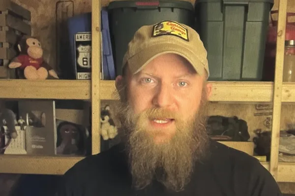 Screenshot of Beau of the Fifth Column video