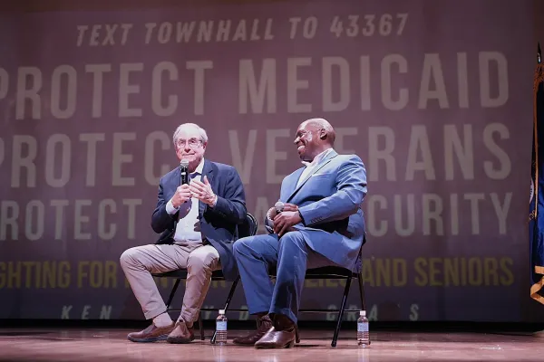 From left, John Yarmuth and Colmon Eldridge    KDP Photo by Nat Turner