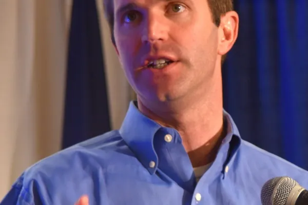 beshear_01.jpg
