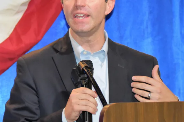 beshear.jpg
