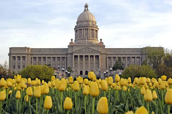 capitol_tulips.jpg