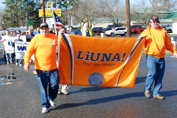 liuna2.jpg