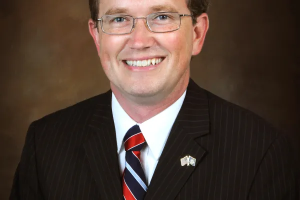 thomas_massie_official_portrait.jpg