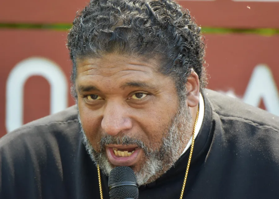rev._dr._william_barber_poor_peoples_campaign_national_co-chair_at_eddyville.jpg
